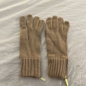 Michael Kors Tan Knit Gloves